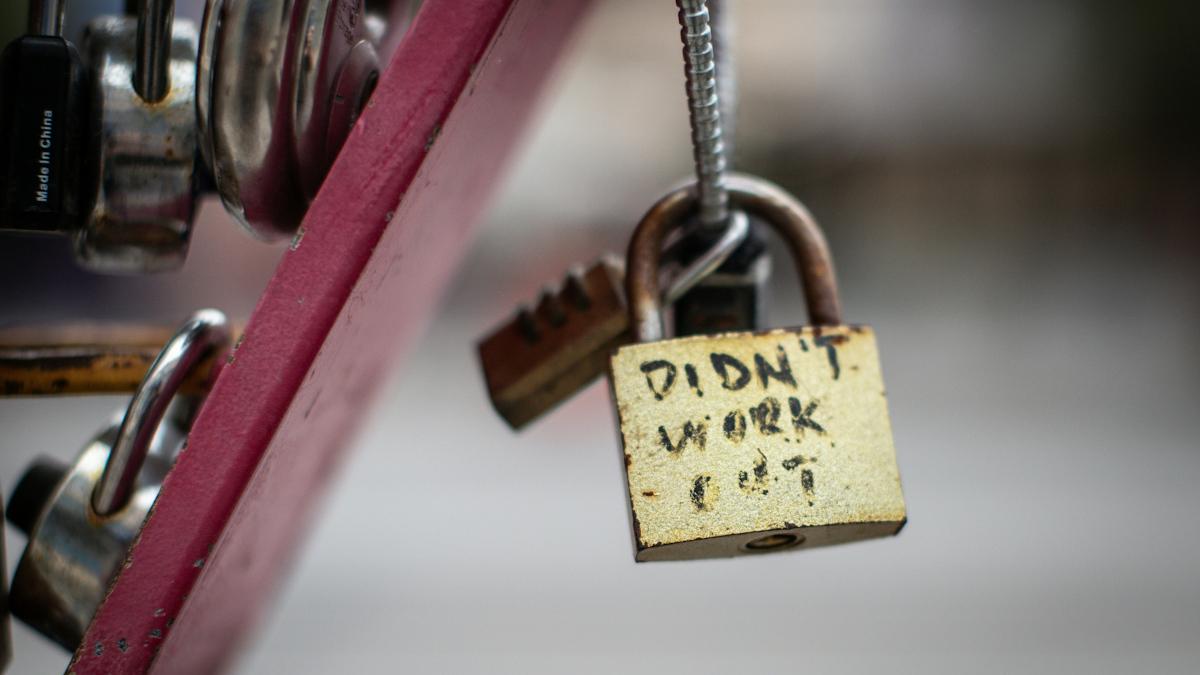 Love lock with break up wording