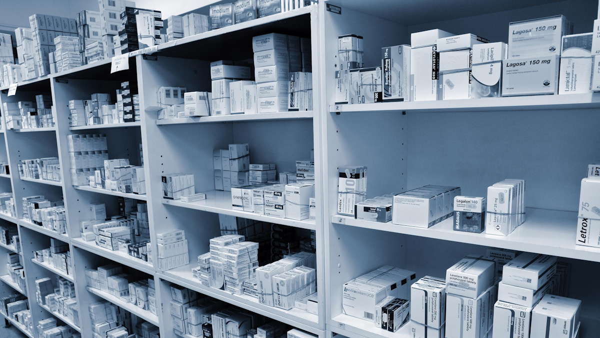 EU agrees plan to tackle essential medicine shortages