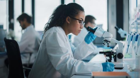 biotech people working in a lab