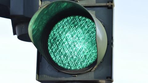 green traffic light