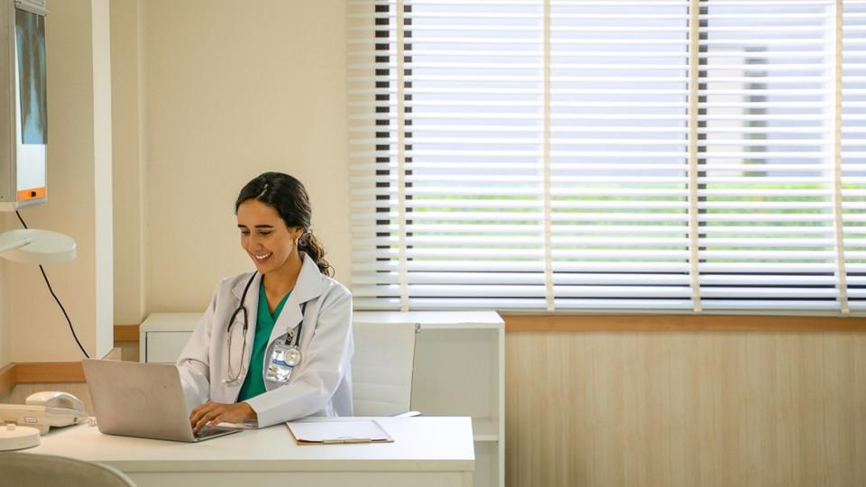 A female HCP content well engaged