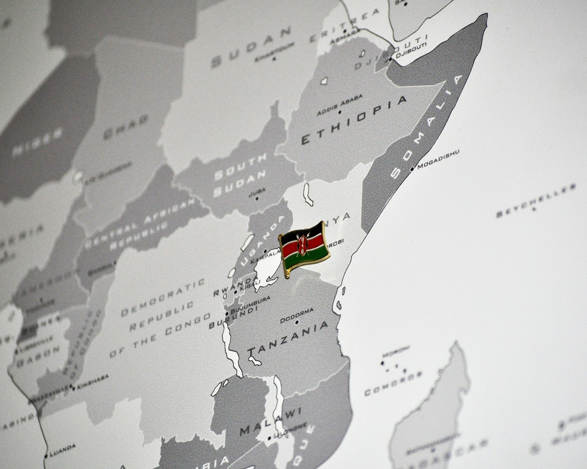 A Kenyan Flag is located on this perspective map of the East African coastline