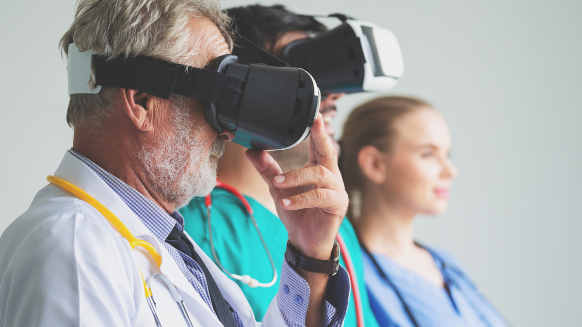 Applied Virtual Reality in Healthcare