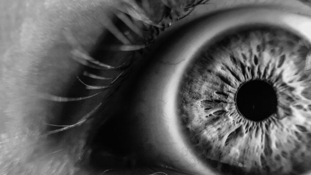 eye-close-up-pexels-pixabay