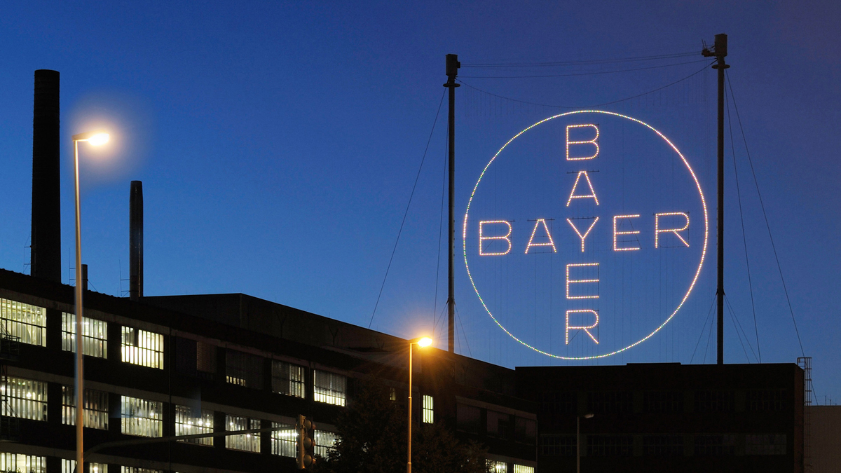 Bayer takes lung cancer therapy hope into phase 3