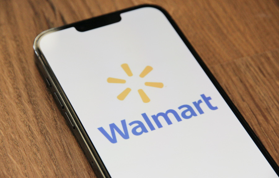 Walmart_logo_phone_marques-thomas_unsplash